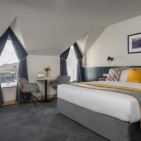 Hillyard House Hotel Касълуелан Екстериор снимка