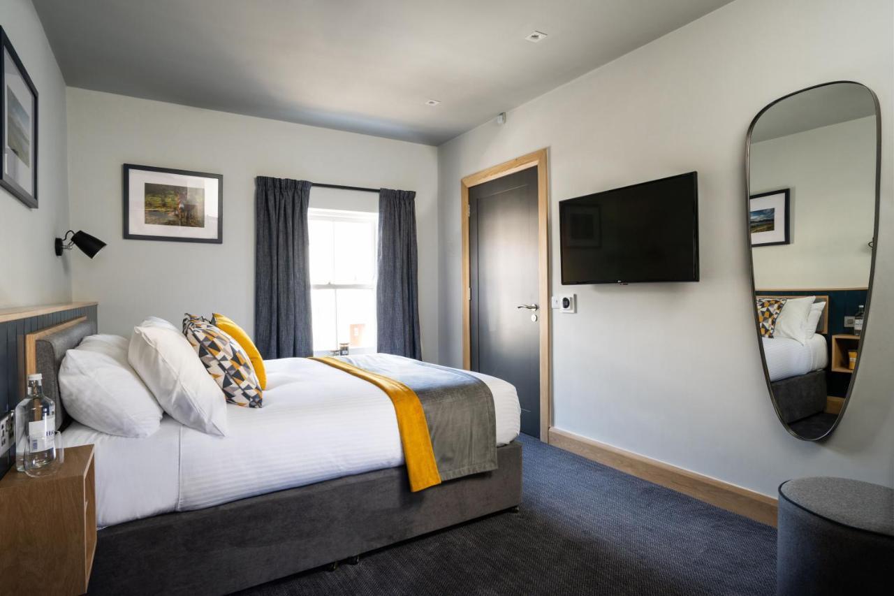 Hillyard House Hotel Касълуелан Екстериор снимка