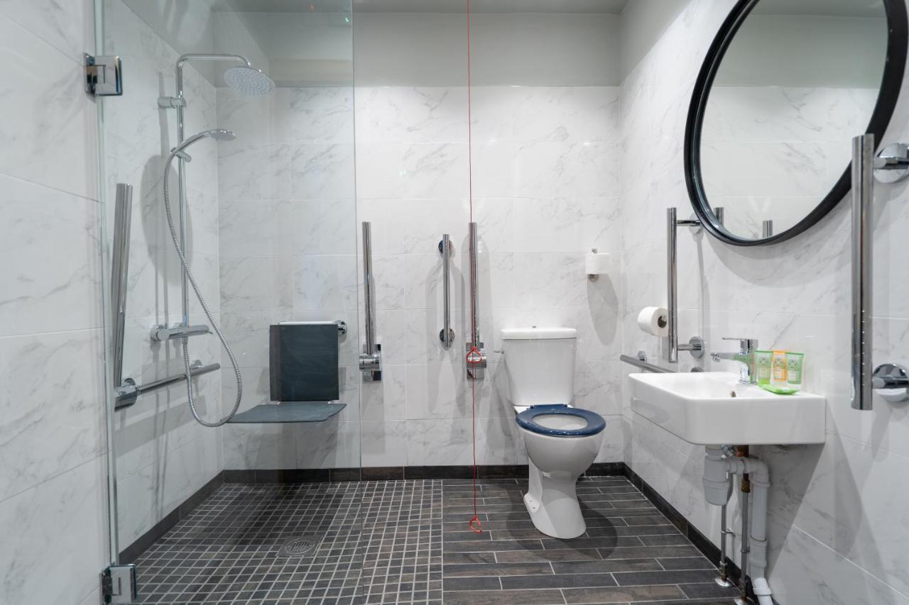 Hillyard House Hotel Касълуелан Екстериор снимка